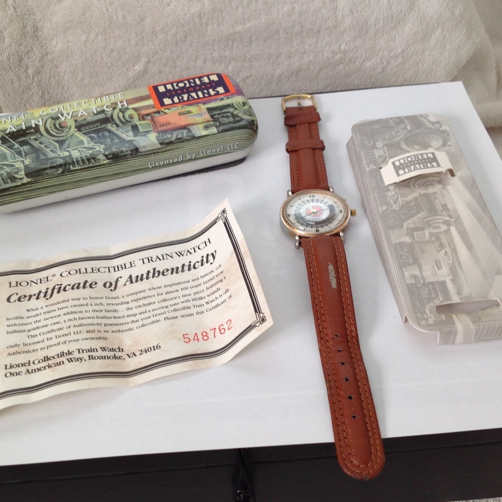 Lionel Collectible Toshiba Watch - Picture 4 of 9